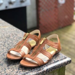 SOLD‼️Michael Kors Sandals